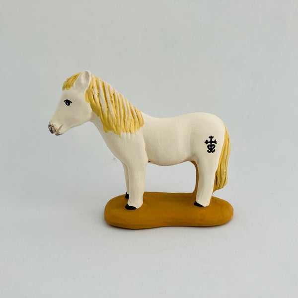 Cheval de Camargue 7 à 9 cm