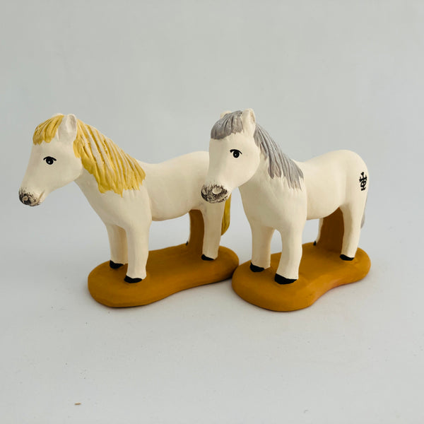 Cheval de Camargue 7 à 9 cm