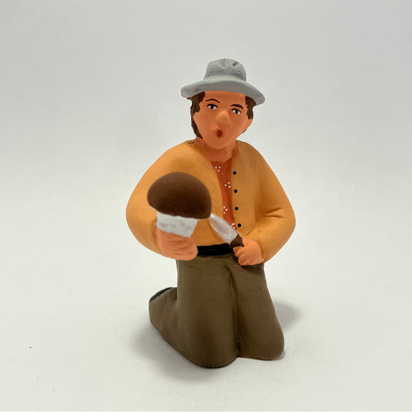 Cédric le ramasseur de champignons 9 cm